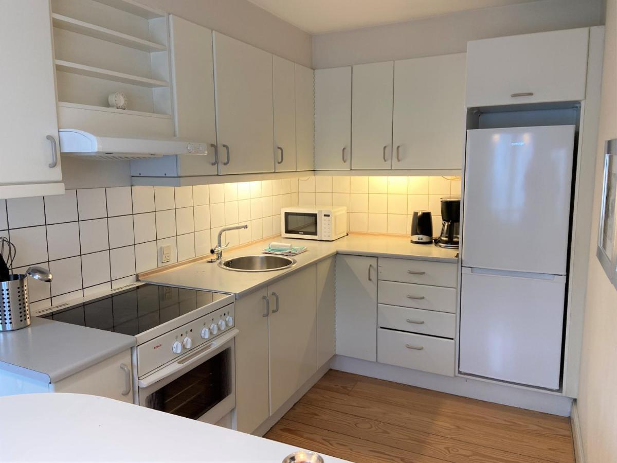 Charming 1-bedroom In Historic City Center København